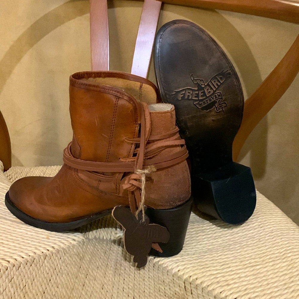 New Freebird Boots : size 7 Brown